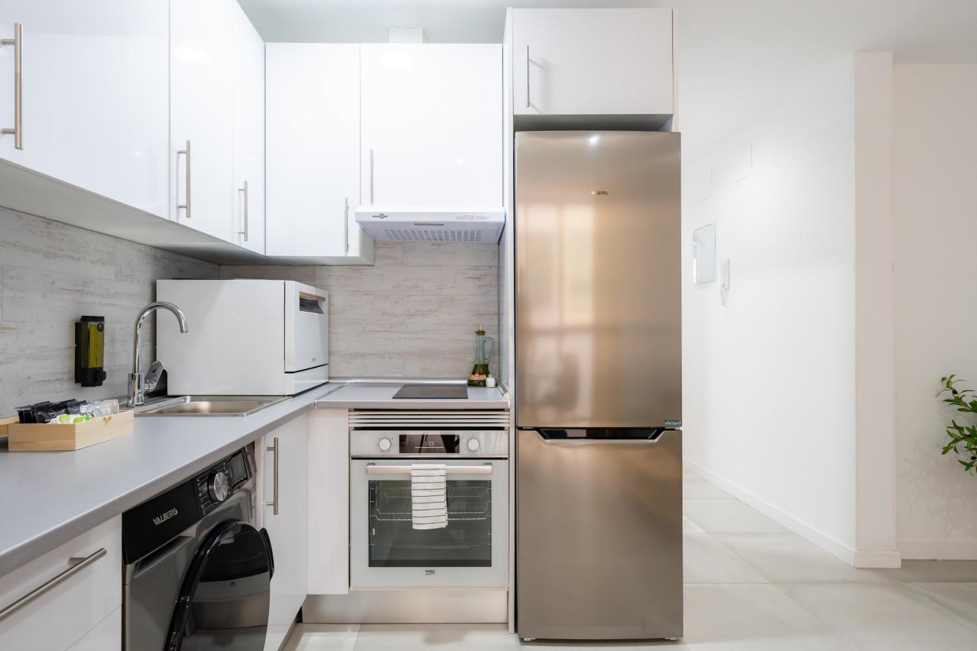 Lemon Apartment & Hotels Bernabeu มาดริด ภายนอก รูปภาพ